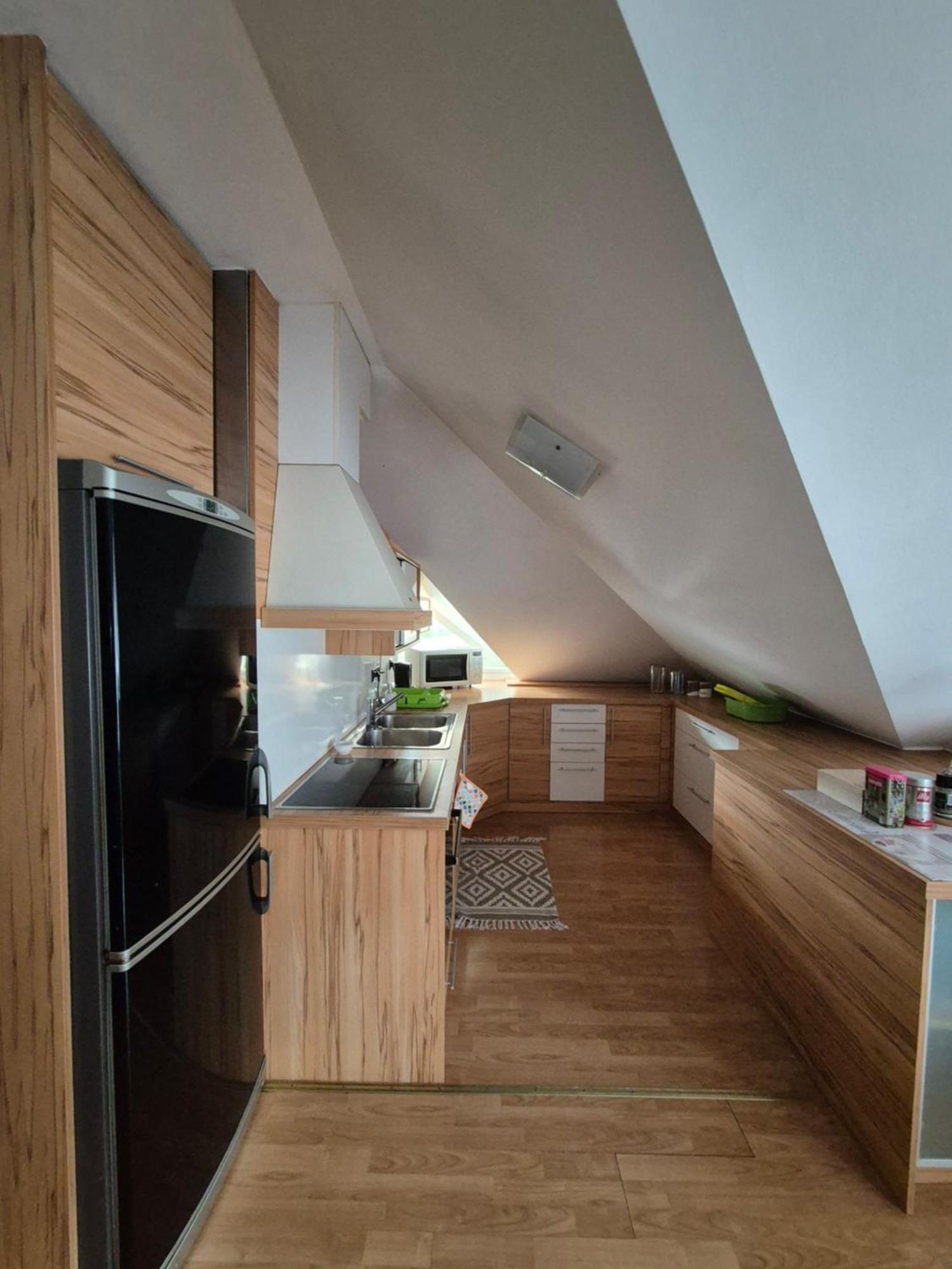Oddih V Mirnem In Zelenem Okolju Apartment Skofljica Exterior photo